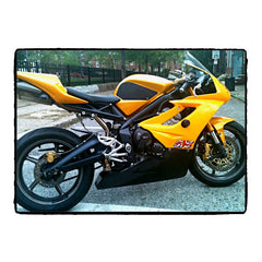 TechSpec TRIUMPH Daytona 675 (2006 - 12) Street Triple (2009 - 12) SnakeSkin Tank Grips: Free Center Tank Protector 11 Included