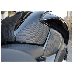 TechSpec SUZUKI B-KING (2006 - 12) SnakeSkin Tank Grips