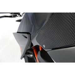 TechSpec KTM SUPER DUKE 1290 (2014 - 2019) SnakeSkin Tank Grips: Free Center Tank Protector Included