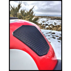 TechSpec Snake Skin Center Tank Protector 1