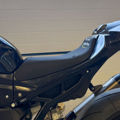 Alpha Racing Seat bench plate 30 mm, Low race tail fitment