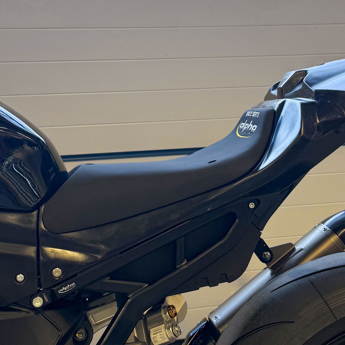 low race tail roll race side view bmw s1000rr m1000rr with alpha seat foam fiberglass
