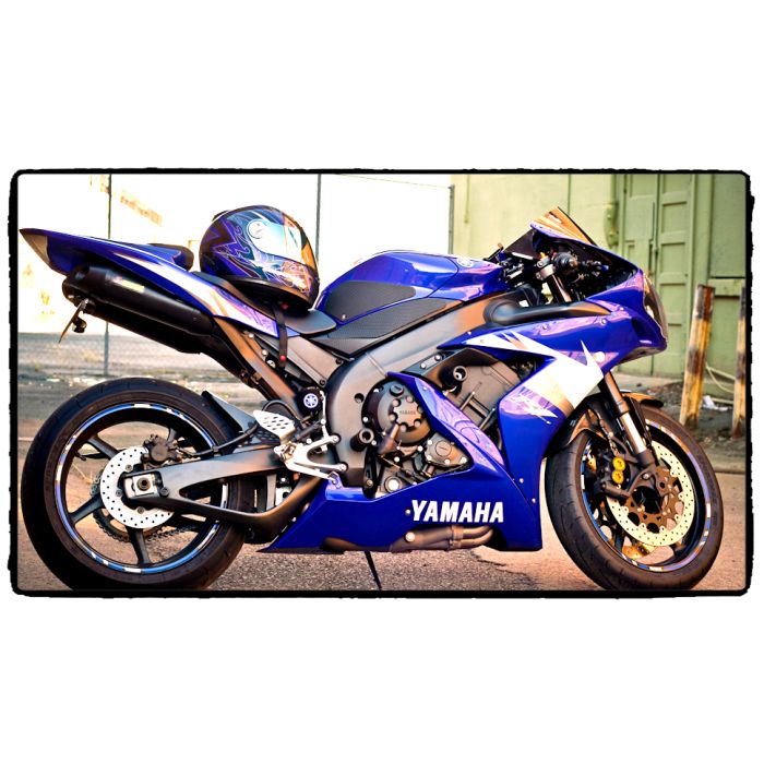 TechSpec YAMAHA R1 (2004 - 06) Snake Skin Tank Grips