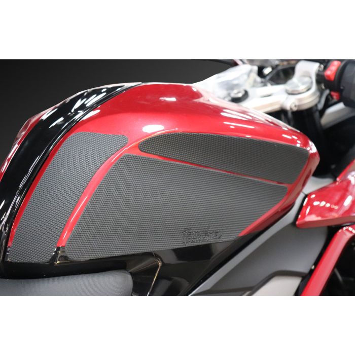 TechSpec TRIUMPH Daytona 660: Full Tank 6 Pieces (2024 - Current