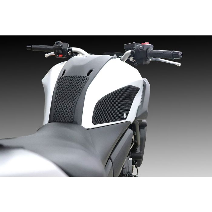 TechSpec YAMAHA MT 07 (2025-Current) Snake Skin Tank Grips – HHR