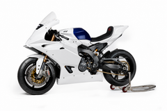 carbonin avio fiber mounted on Yamaha R9