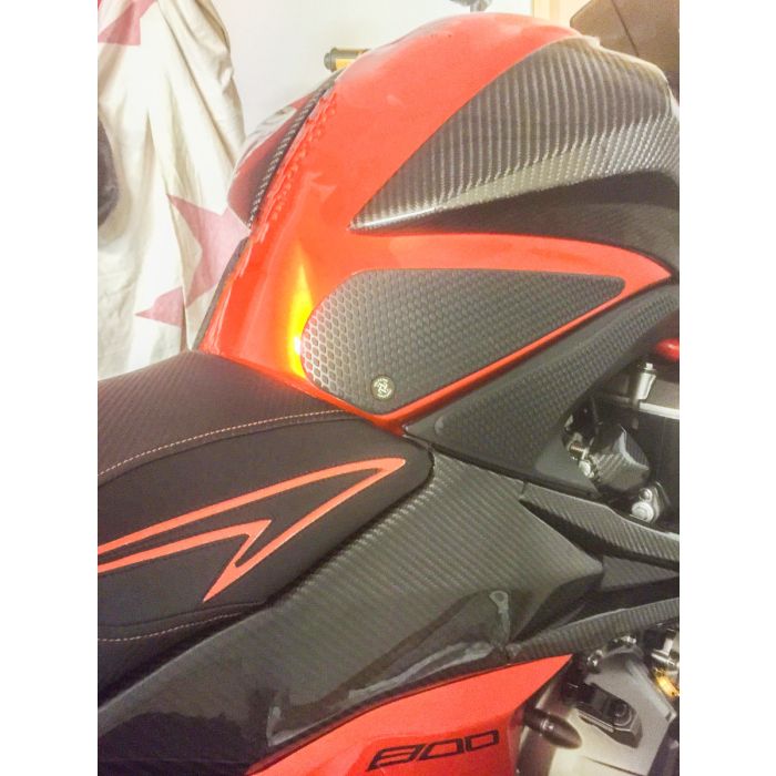 TechSpec KAWASAKI Z800 (2012 - CURRENT) XL2 Tank Grips