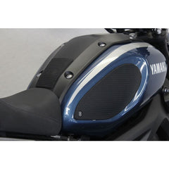 TechSpec YAMAHA XSR900 (2016 - 2021) SnakeSkin Tank Grips: Free Center Tank Protector Included
