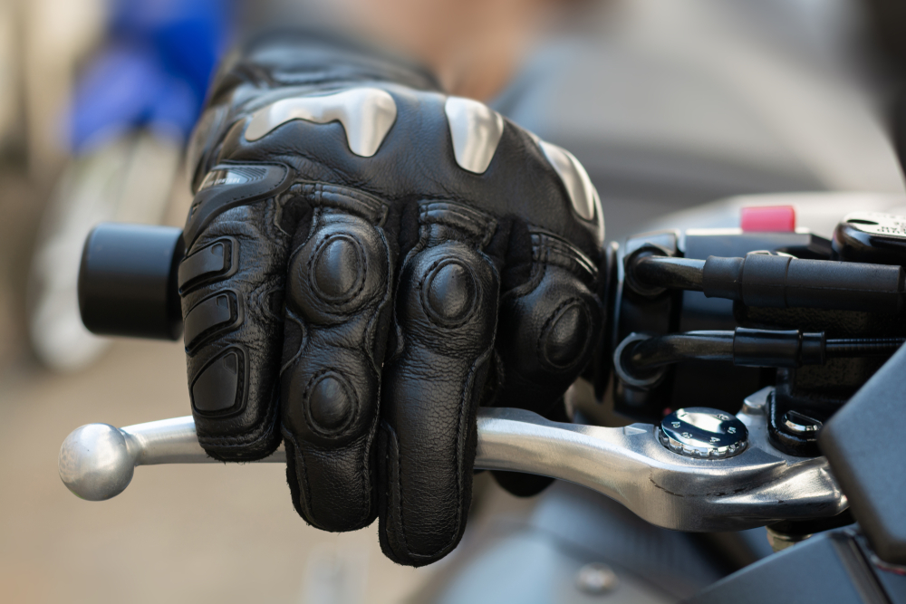 Thumb Brake vs. Handle Brake: Exploring the Advantages for Your Bike | HHR Performance