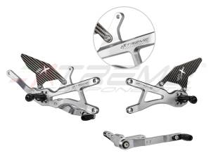 Extreme Components - Extreme Components GP EVO Rearsets Kit STD And Reverse Shifting  Carbon Fiber Silver Heel (FOR AKRAPOVIC RACING FULL SYSTEM) YAMAHA R1 (2020/2022)